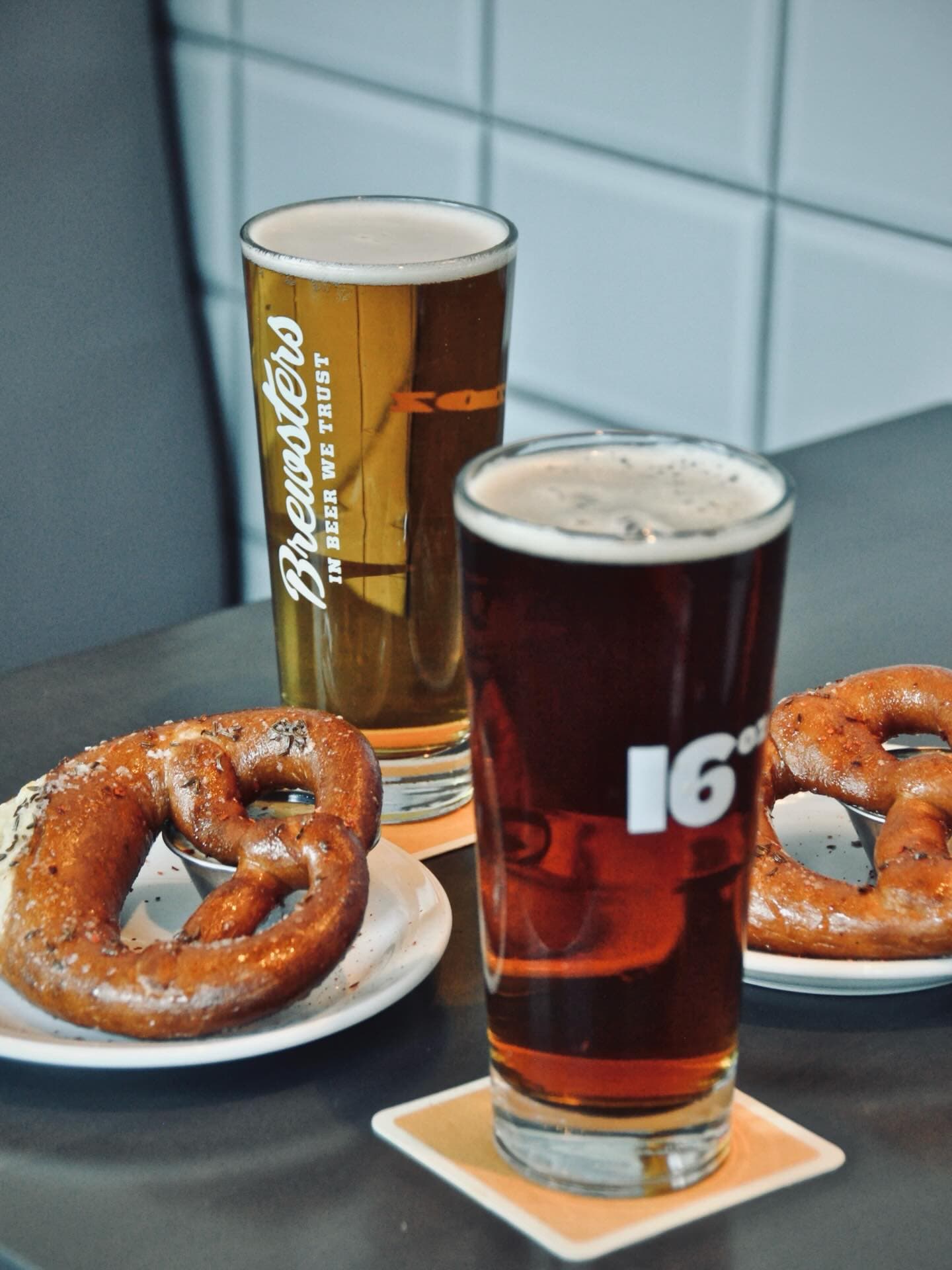 Happy Hour - Image 1