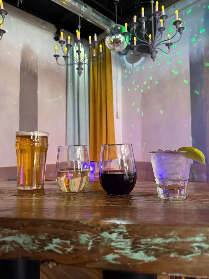 Happy Hour - Image 1